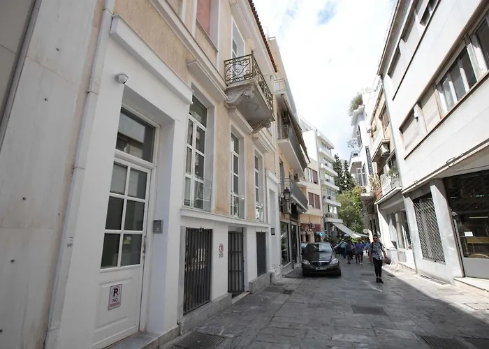 Plaka Filotheis Boutique apt B