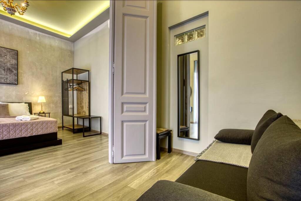 Plaka Filotheis House B * Athènes