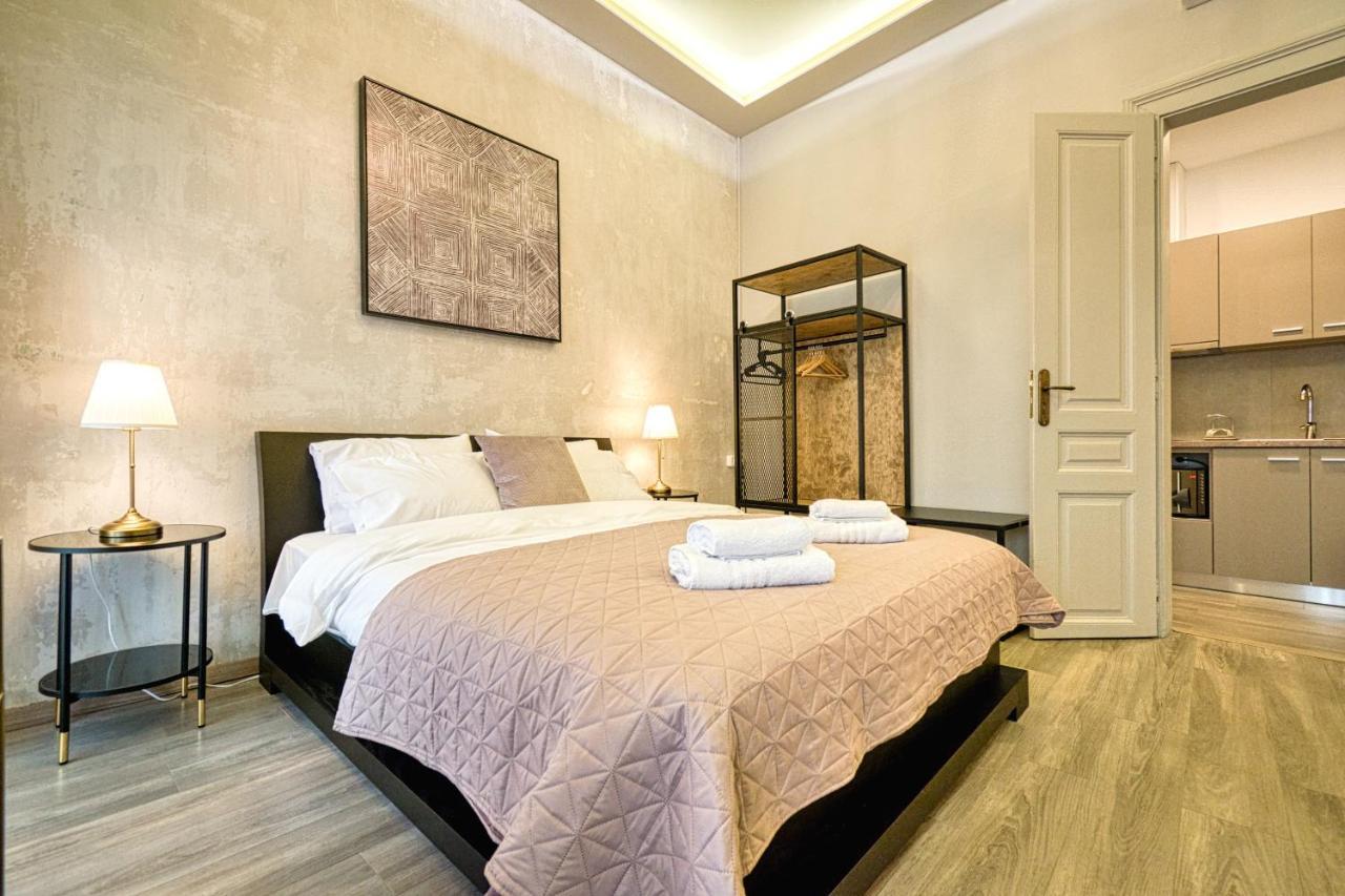 Appartement Plaka Filotheis House B